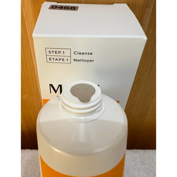 NIB, Murad Environmental Shield Essential-C Cleanser - Picture 11 of 12